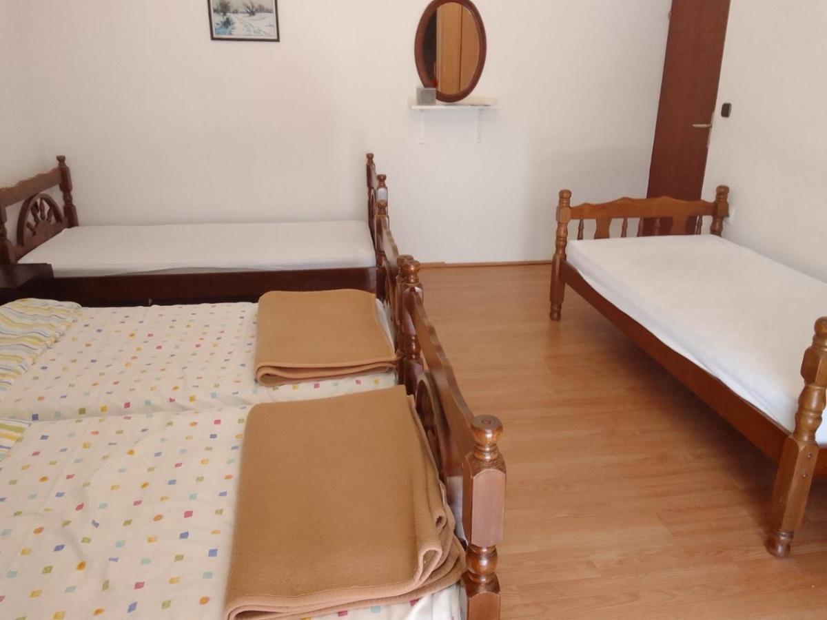 Guesthouse Djurisic Χέρτσεγκ Νόβι Εξωτερικό φωτογραφία