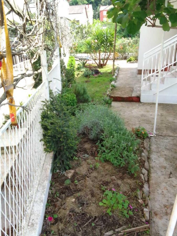 Guesthouse Djurisic Χέρτσεγκ Νόβι Εξωτερικό φωτογραφία