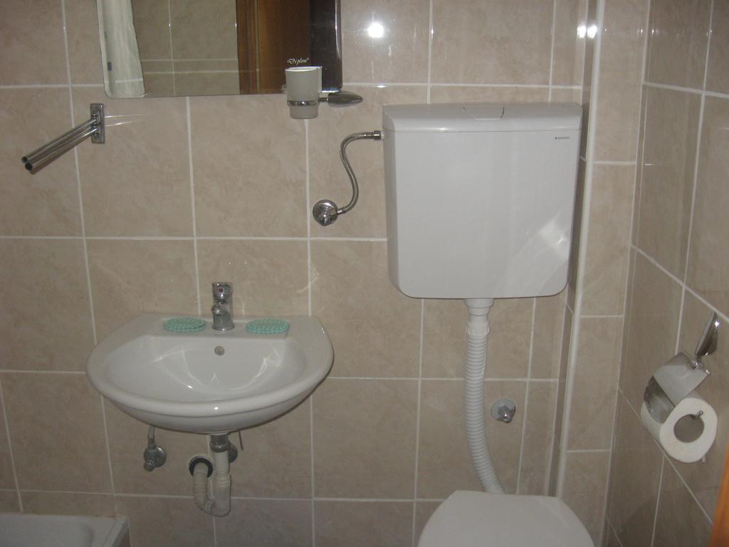 Guesthouse Djurisic Χέρτσεγκ Νόβι Εξωτερικό φωτογραφία