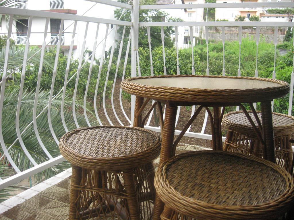Guesthouse Djurisic Χέρτσεγκ Νόβι Εξωτερικό φωτογραφία