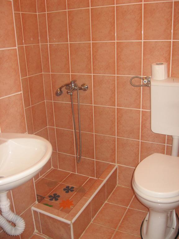 Guesthouse Djurisic Χέρτσεγκ Νόβι Εξωτερικό φωτογραφία
